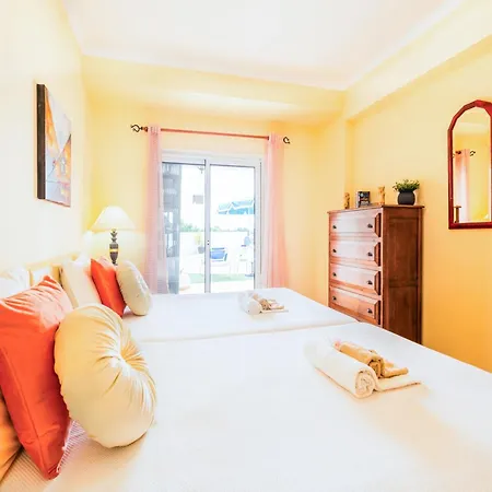 Villa In Austria With Stunning Mountain Views Carvoeiro (Lagoa)